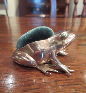 Edwardian Sampson & Morden Silver Frog Pin Cushion