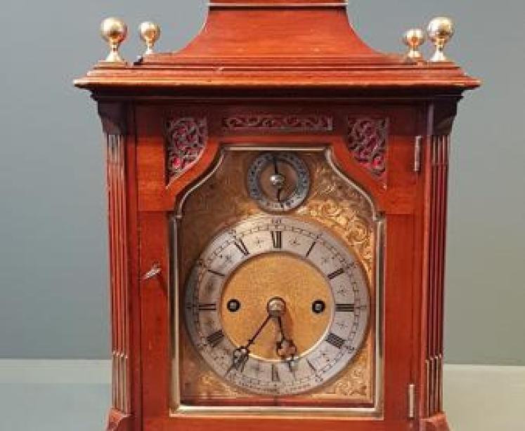 Late Victorian Mahogany Double Fusee Bracket Clock - Image 1