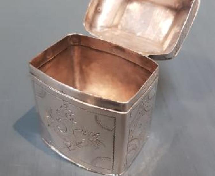 Mid Victorian Dutch Silver Peppermint Box - Image 2