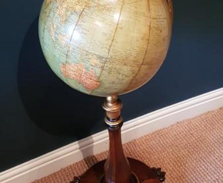 Impressive Floor Standing Terrestrial Globe - Image 7