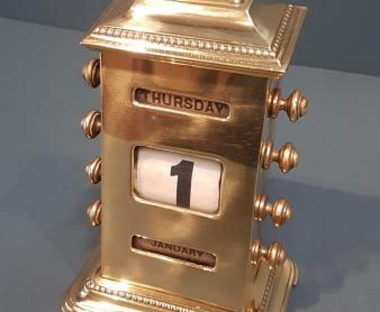 Edwardian Cast Brass Perpetual Desk Calendar - Image 5