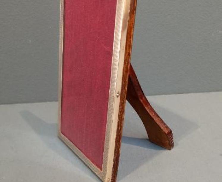 George V Engraved Silver Photo Frame - Image 6