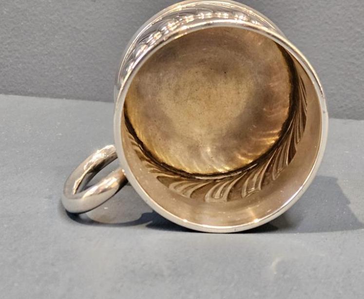 Victorian Silver Mug - Image 3