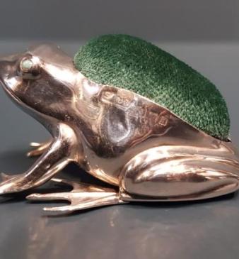 Edwardian Silver Frog Pin Cushion