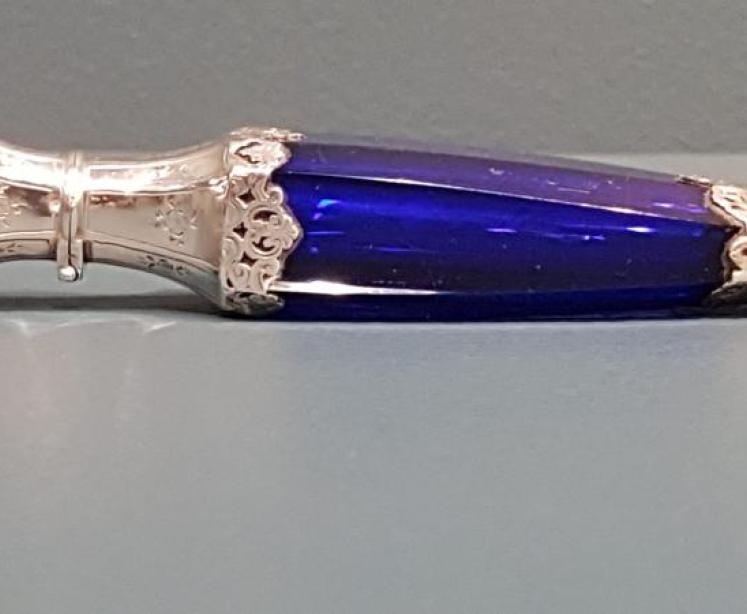 Victorian Silver and Bristol Blue Glass Scent Bottle - Image 7