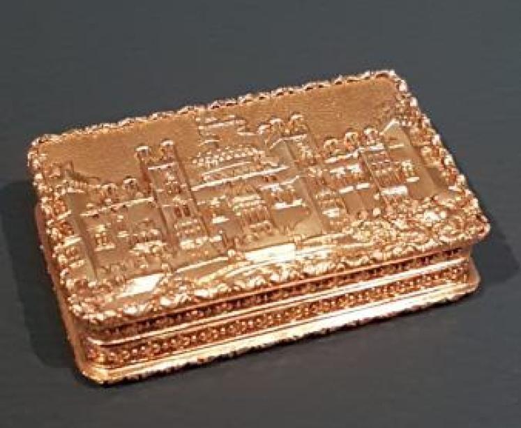 Outstanding Nathaniel Mills Silver Gilt Vinaigrette - Image 1