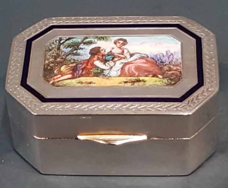 Fine Quality Victorian Silver and Enamel Box - Image 6