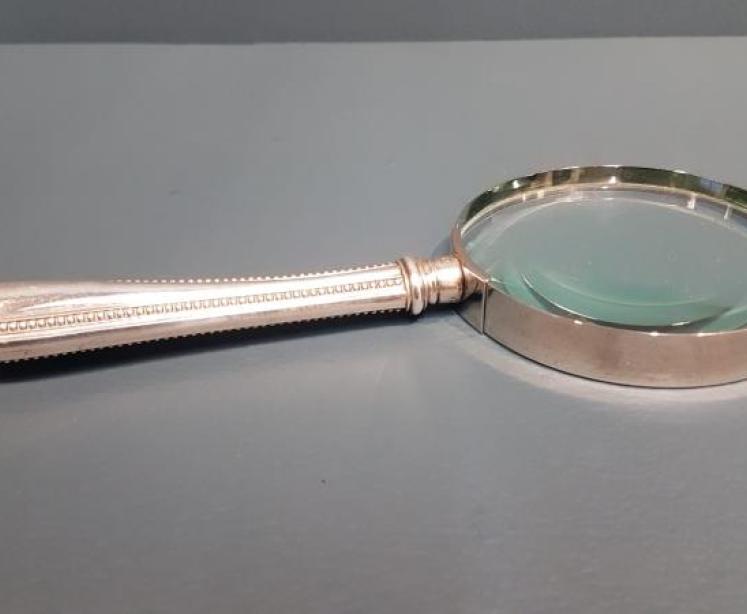 Silver Handle Magnifying Glass - Image 1