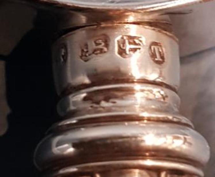 Silver Handle Magnifying Glass - Image 6