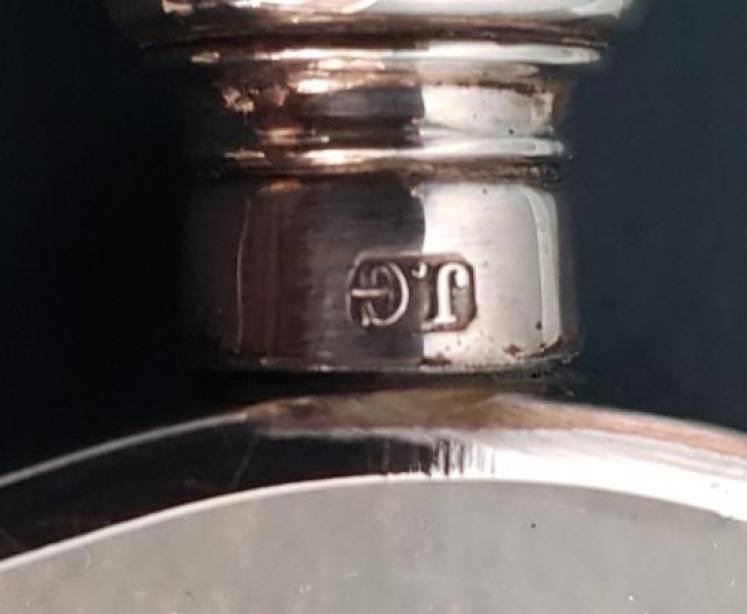 Silver Handle Magnifying Glass - Image 7