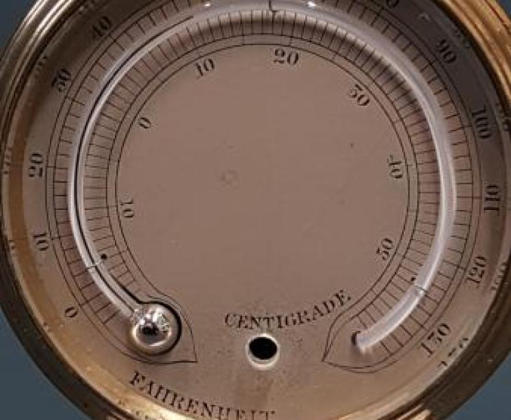 Negretti and Zambra Desk Top Barometer and Thermometer - Image 5