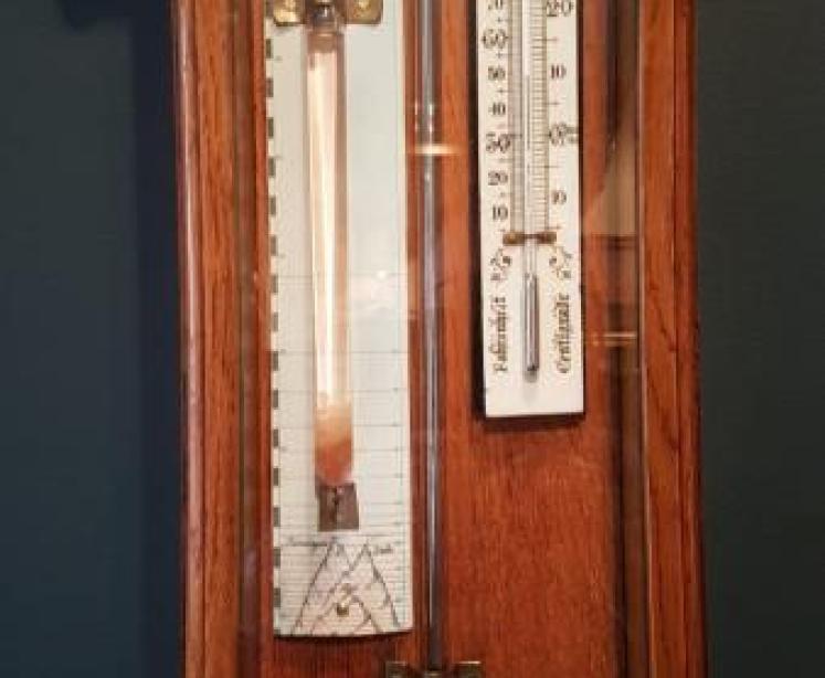 Admiral Fitzroy Polytechnic Barometer - Image 4