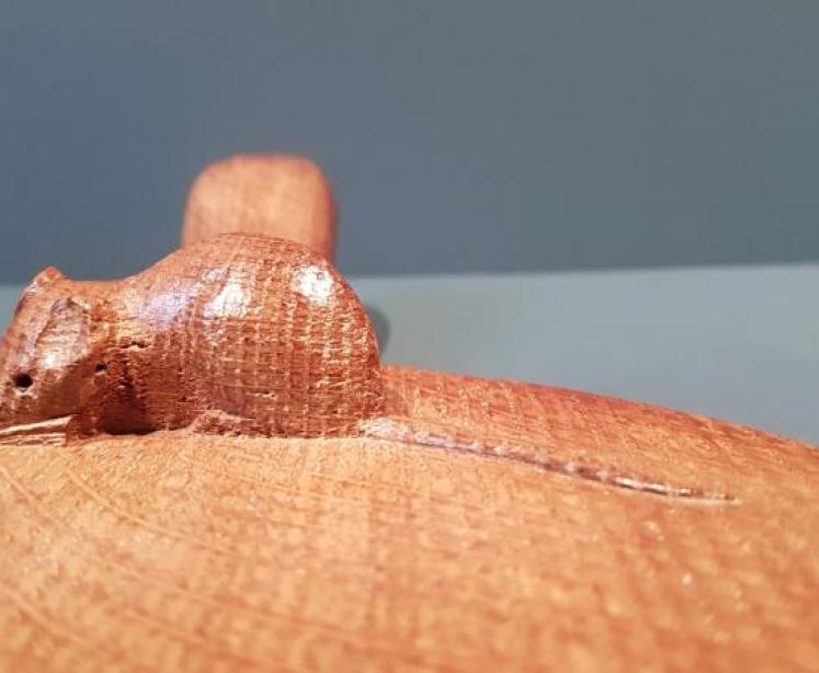 1940's Thompson's of Kilburn Mouseman Cheese Board - Image 5