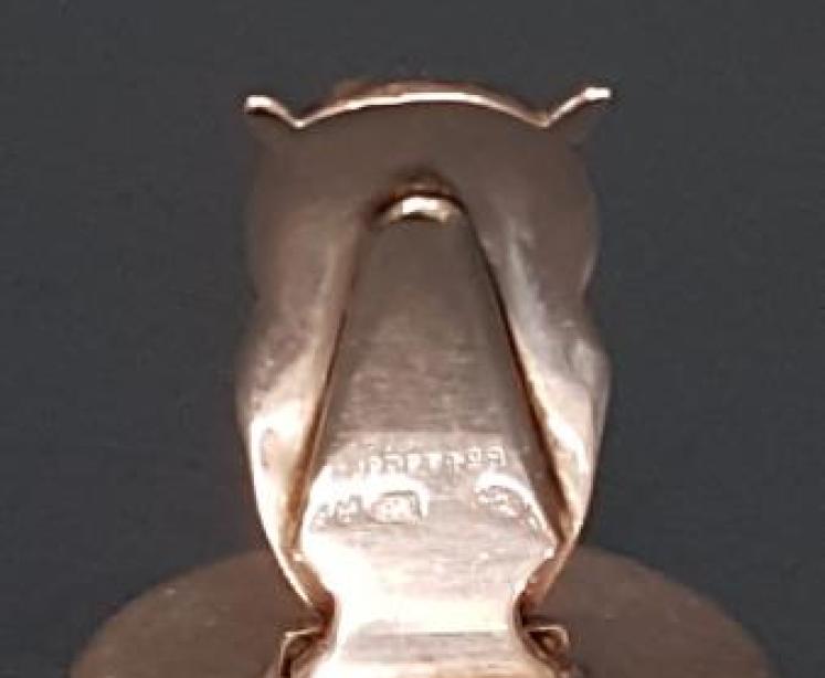 Set of Four Sampson Mordan Silver Owl Menu Holders - Image 4