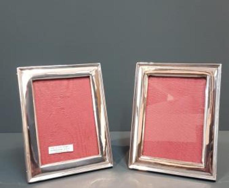 Matching Pair of George V Silver Photo Frames - Image 1