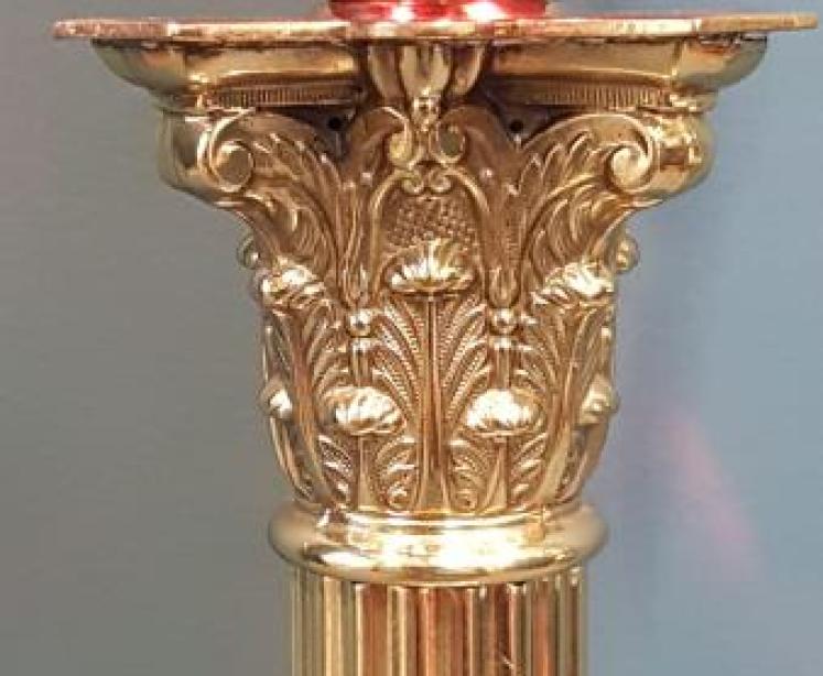 Victorian Corinthian Column Cranberry Oil Lamp - Image 6