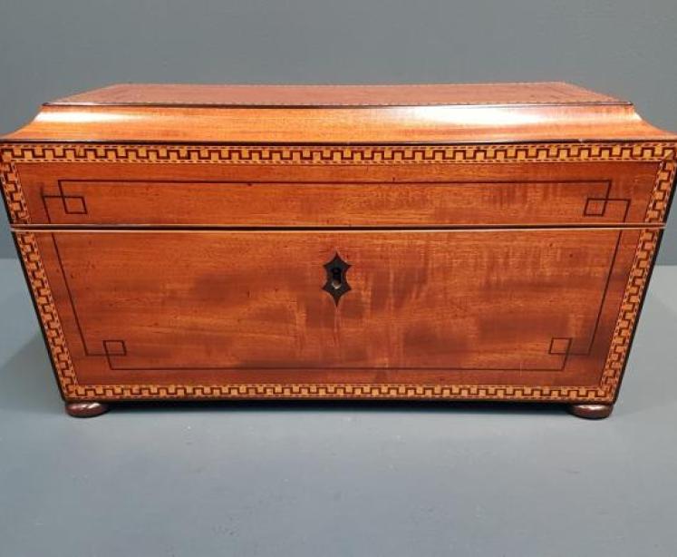 Outstanding Quality Georgian Tea Caddy - Image 2