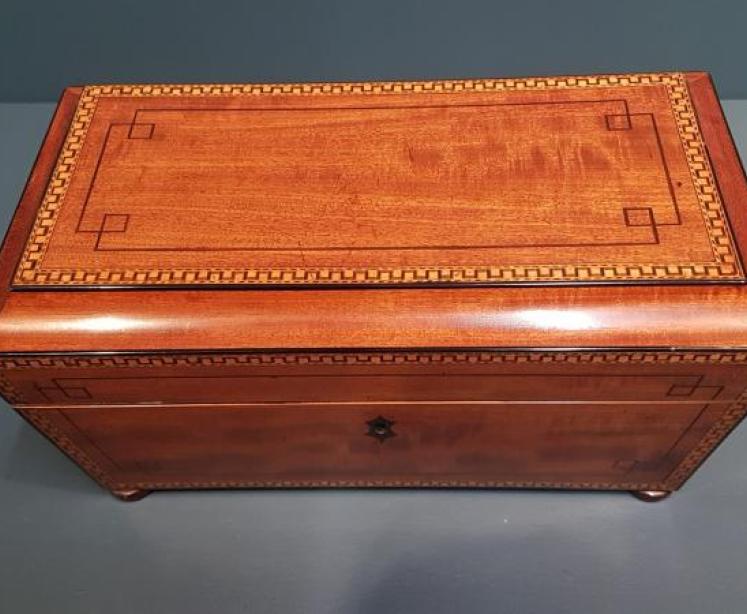 Outstanding Quality Georgian Tea Caddy - Image 4