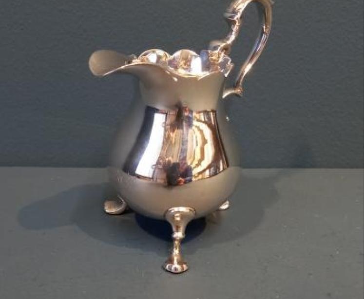 Fine George II Period Silver Cream Jug - Image 7