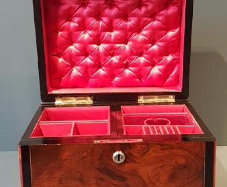 Large Victorian Fold Out Jewellery Box - Image 1