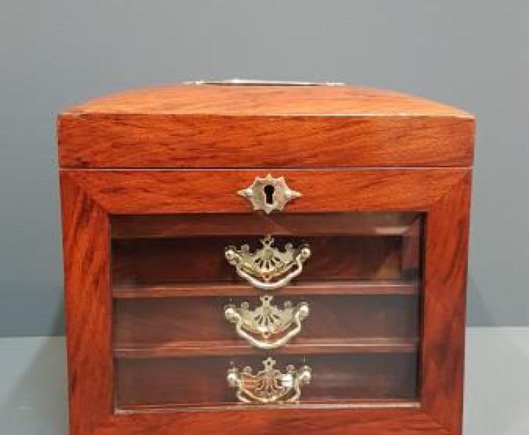 Victorian Walnut Jewellery Box - Image 4