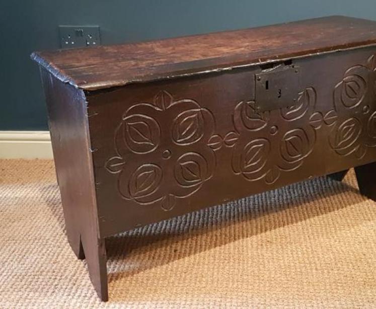 Period Oak Sword Box - Image 7