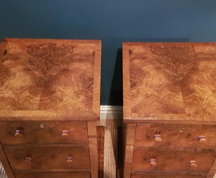 Matching Pair of Victorian Burr Walnut Bedside Chests - Image 4