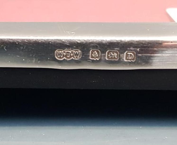 George V Silver Photo Frame - Image 3