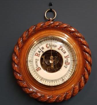 Quality Victorian Oak Rope Twist Barometer