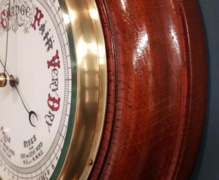 Victorian Turned Oak Cased Barometer - Image 3