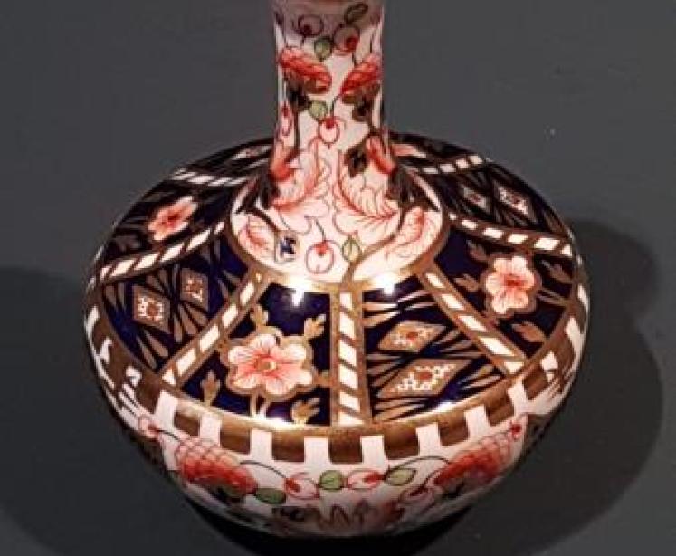 Royal Crown Derby Imari Vase - Image 6
