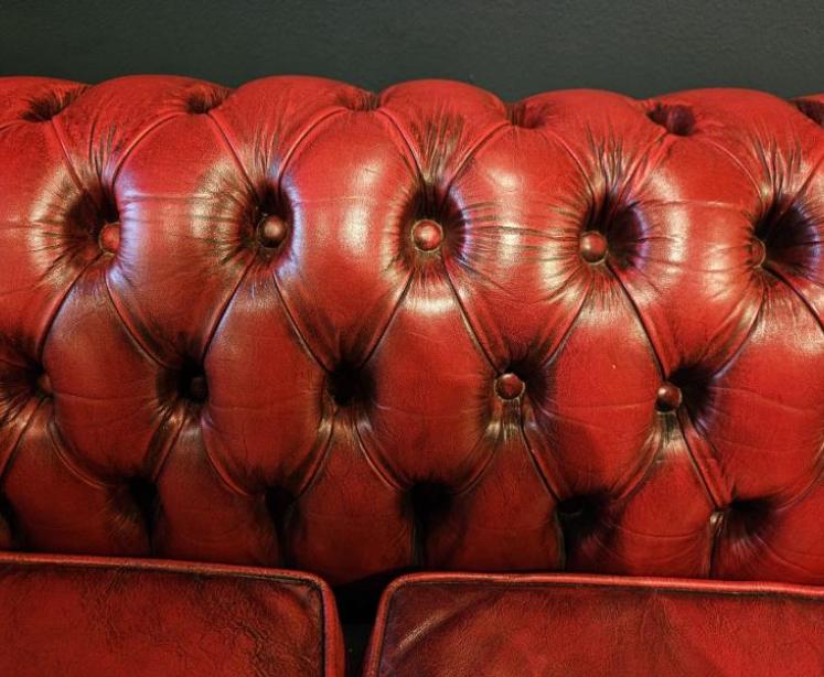 Unusual Miniature Red Leather Chesterfield Sofa - Image 5
