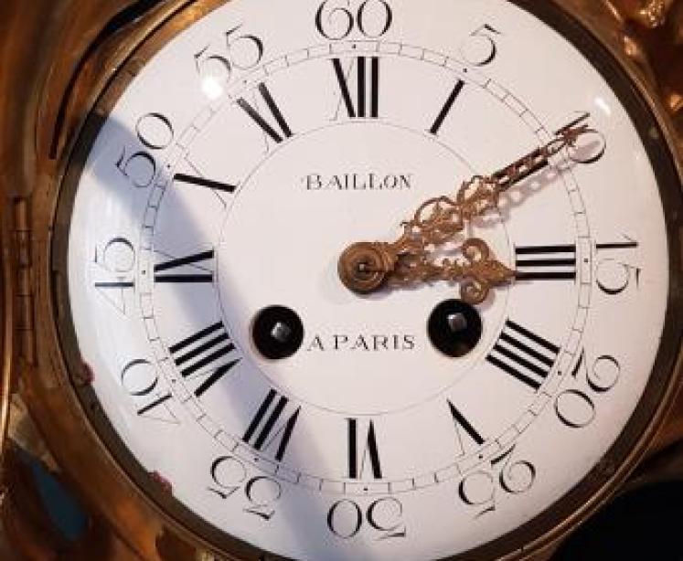 18th Century French Ormolu Cartel Clock By Baillon - Image 4