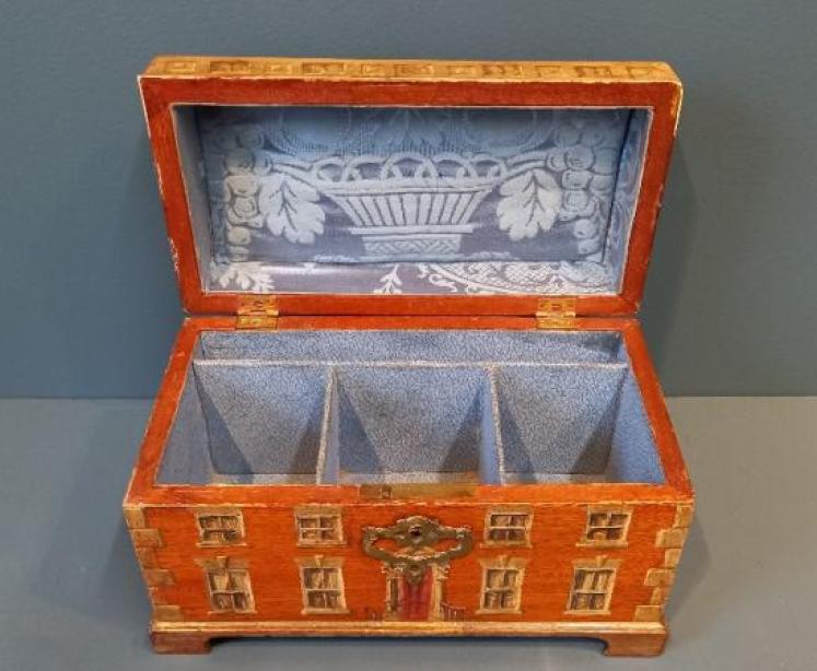George III Mahogany Painted Collectors Box - Image 4