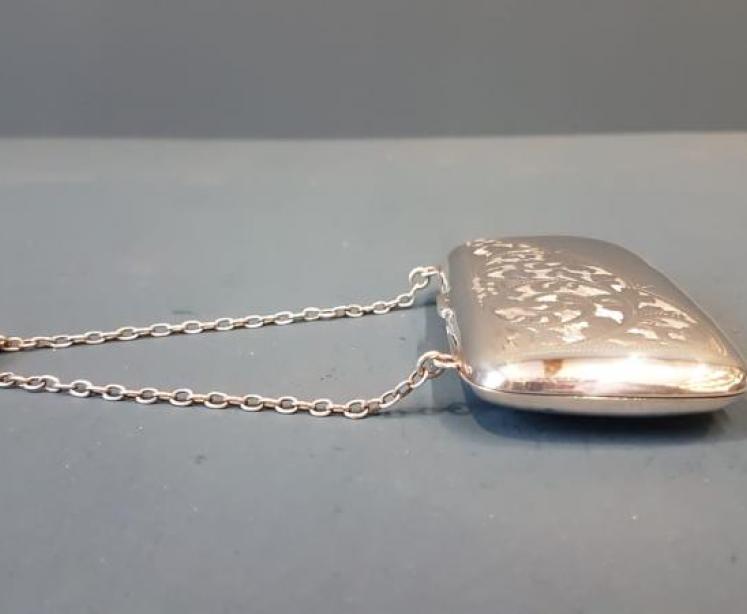 Edwardian Chester Silver Purse  - Image 3