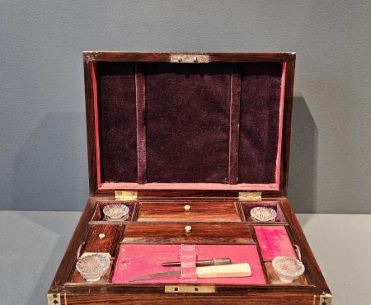 Early Victorian Rosewood and Brass Inlaid Travelling Box - Image 1