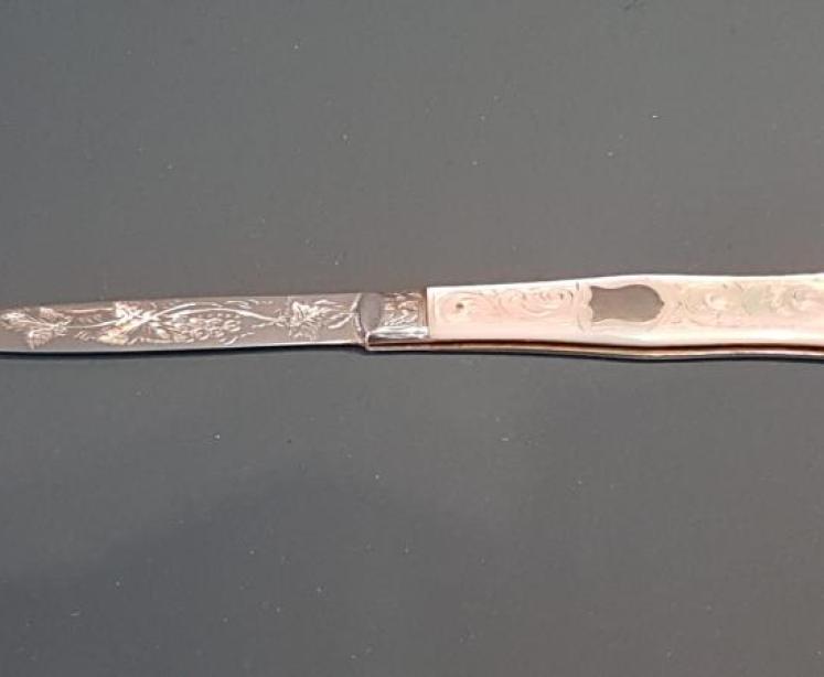 Immaculate Silver and Mother of Pearl Fruit Knife  - Image 1