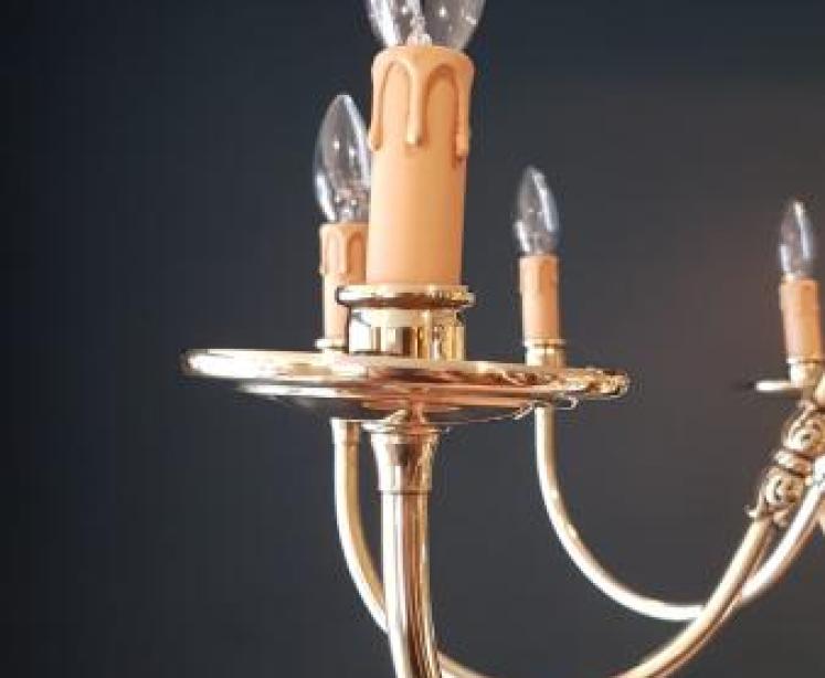 Large Edwardian 8 Arm Chandelier - Image 2