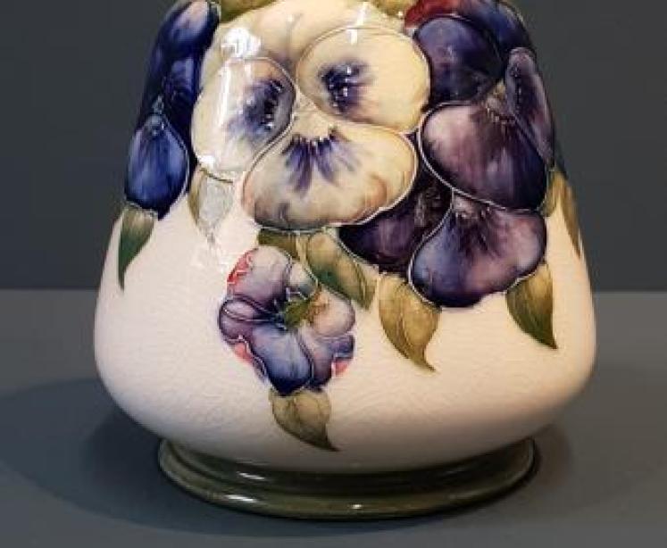 Superb Macintyre Moorcroft Pansy on White Vase - Image 2