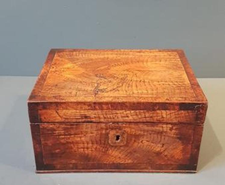 Georgian Ash and Pollard Oak Travelling Box - Image 2