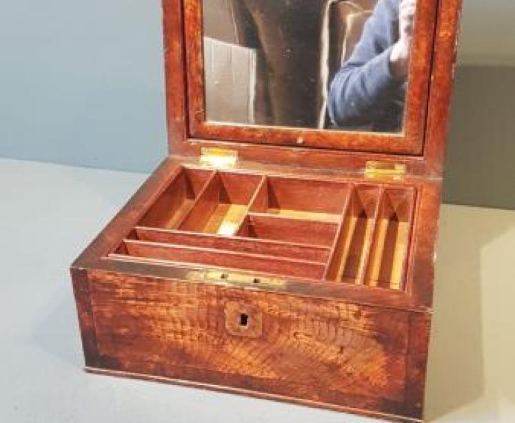 Georgian Ash and Pollard Oak Travelling Box - Image 5