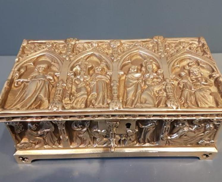Victorian Cast Brass Jewel Casket - Image 2
