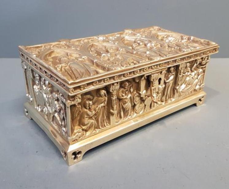 Victorian Cast Brass Jewel Casket - Image 6