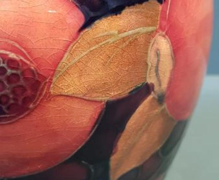 Moorcroft Pomegranate Jar and Cover - Image 4