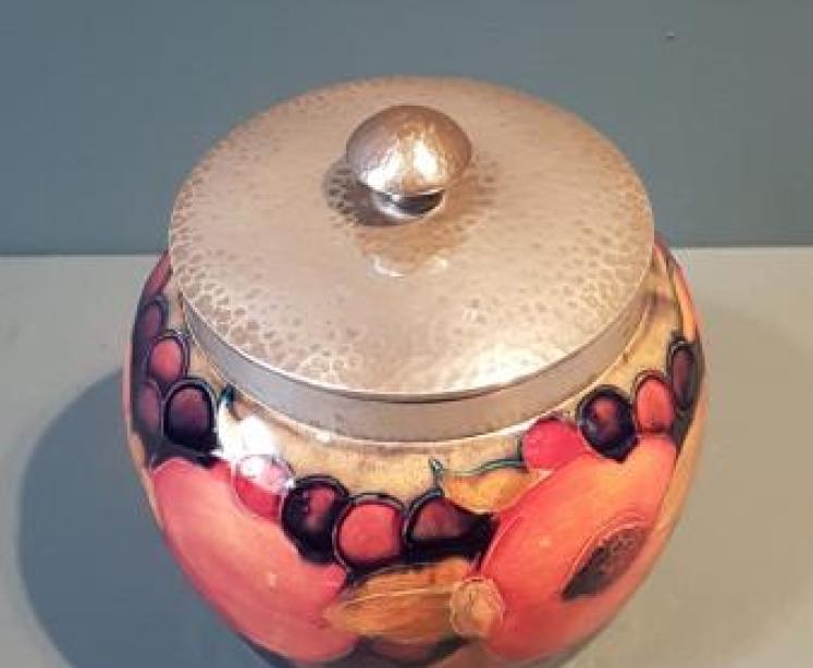 Moorcroft Pomegranate Jar and Cover - Image 6
