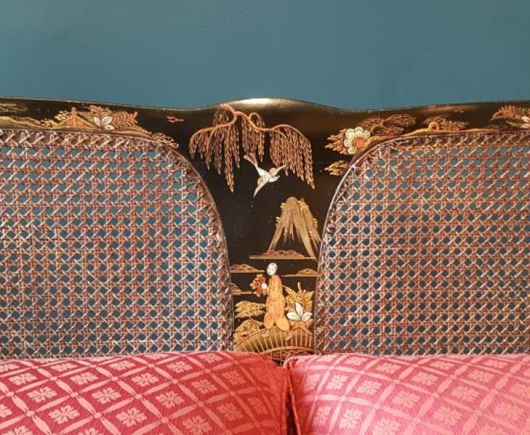 Edwardian Chinoiserie Decorated Bergere Suite - Image 4