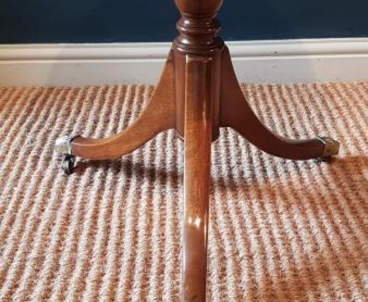 Regency Low Proportioned Lamp Table - Image 3