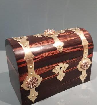 Victorian Coromandel Stationary and Letter Box