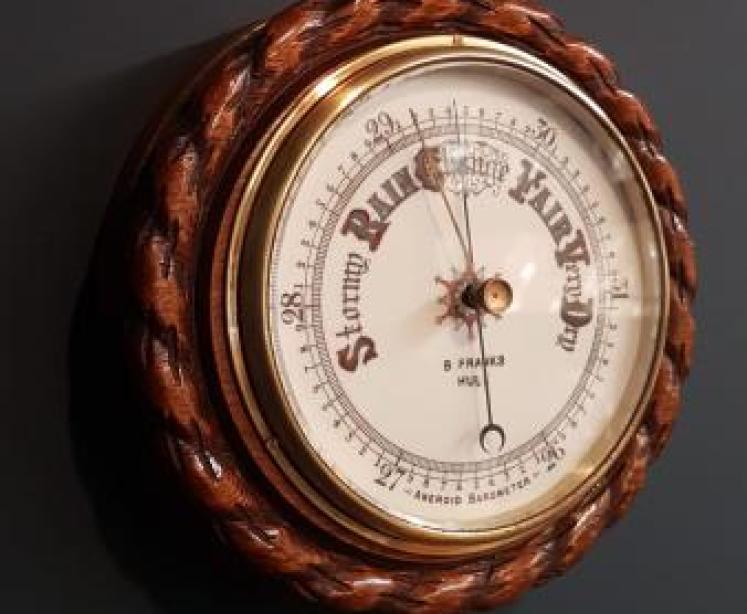 Frank's Hull Ships Barometer - Image 4