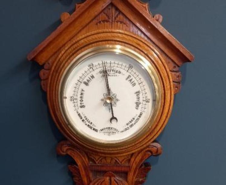 Victorian Polished Golden Oak Banjo Barometer - Image 2